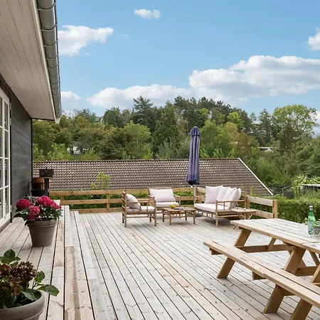 Lovely In With Kitchen Holiday home *